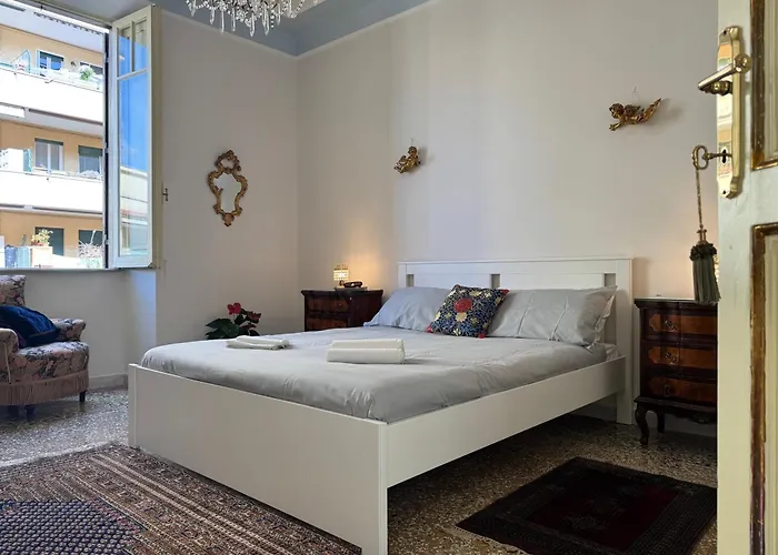 Big Bright Flat - Vatican Foro Italico Rom